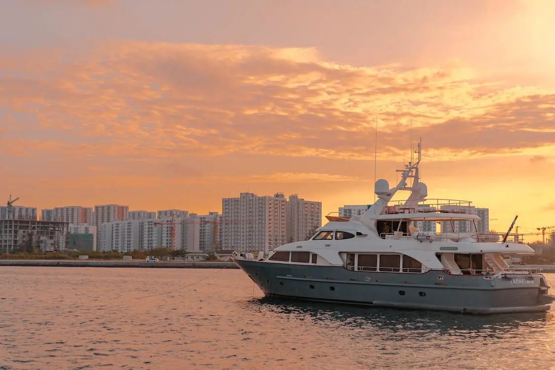 Sunset Sailing Cruise